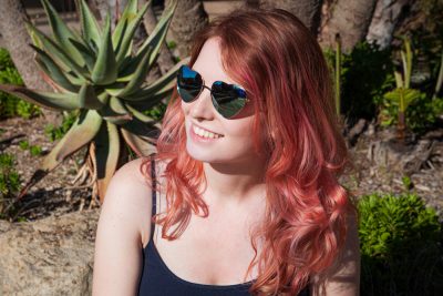 Tjej med rosa hår Viviscal blogg